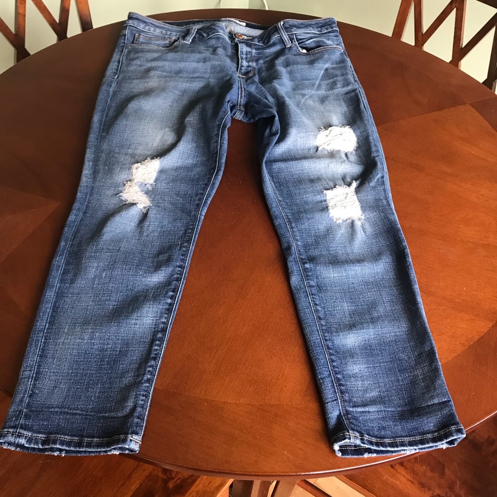 Buckle Daytrip Distressed Jeans Size 34